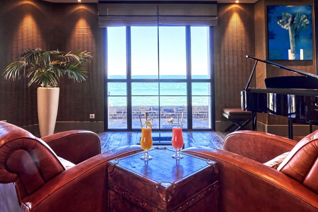 Bar Le Comptoir 4 Un cocktail face à la mer