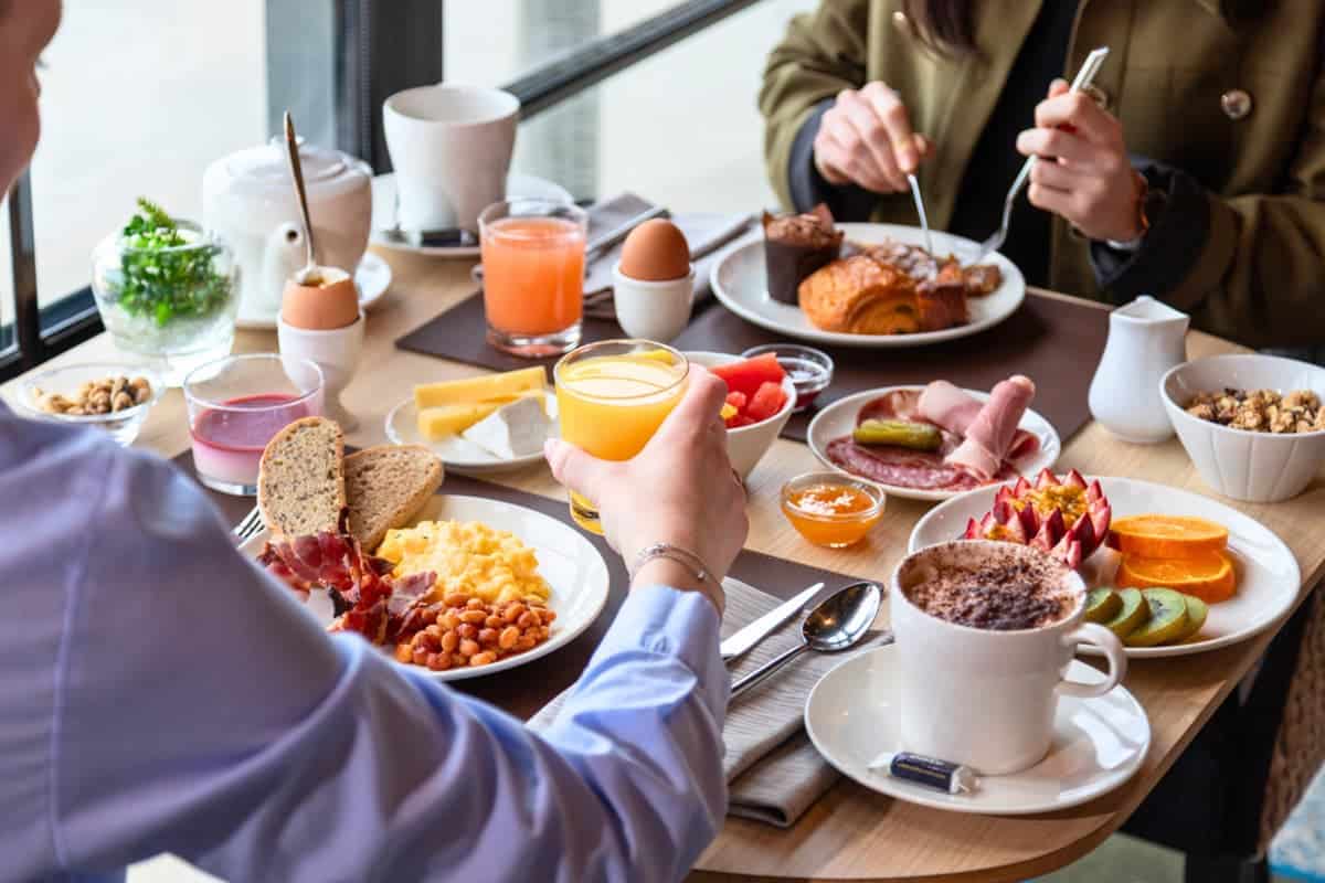 Escapade Spa 3 Petit déjeuner copieux à l'hôtel le nouveau monde